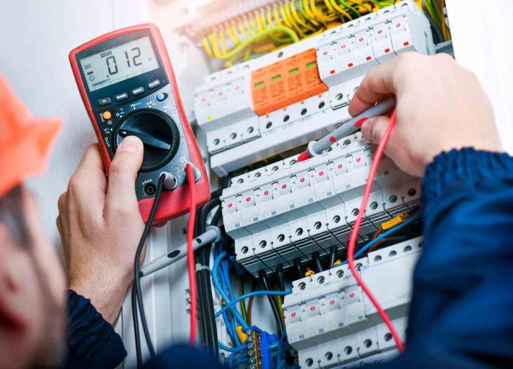 Faire appel à un électricien Ussac